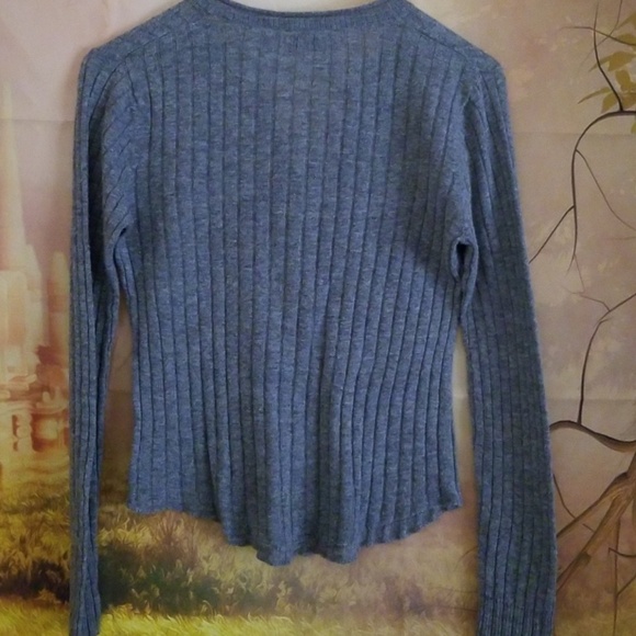 Jordache Top - Picture 3 of 6